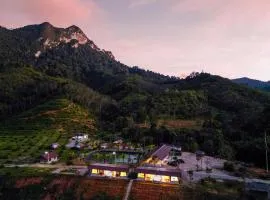 Khaosok River Stone Resort & Camp