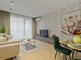 Tropics 1BR Cozy Modern Entire Apartment NuscoCity fast wifi and balcony