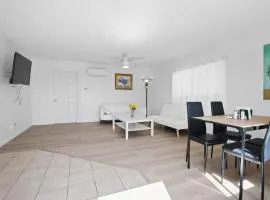 Charming House Free RV Parking