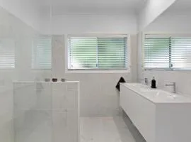 Hideaway with us, on Tamborine Mountain