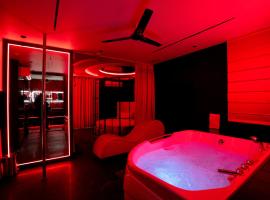 Orsom Stays Sassy - Sector 42, hotel a Gurgaon