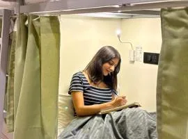 Konnect Inn PØD Hotel-Near IGI Airport & Opposite NDLS