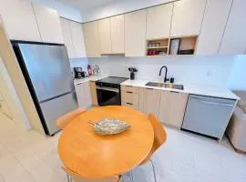 2 bedroom heart of Central Surrey