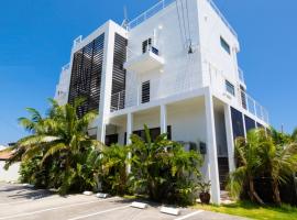 CASA DUMAI OceanVilla NAKIJIN, guest house in Nakijin