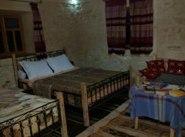 Kasbah Dar Talouste, B&B in Afela nʼIsly