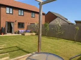 Exeter Modern 3-Bed - Garden Escape - Parking