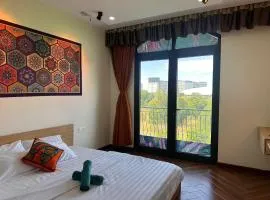 Hermes Homestay IHG Spa