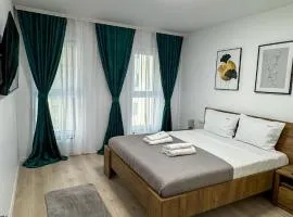 Venus Exquisite Apartment at Qualis