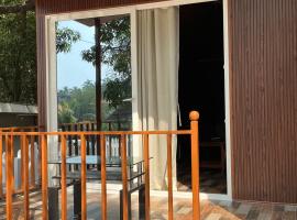 Stay In Woods, hotel v destinaci Bogmalo