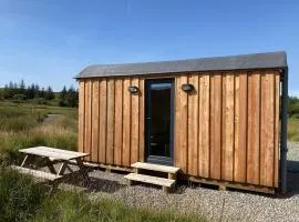 Shepherd's hut 2 at Braebost Croft