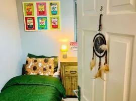 Place to stay in Newport