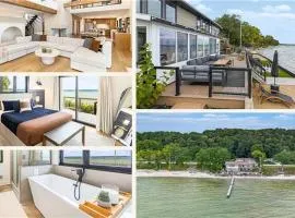 Waterfront Retreat on West Bay w Hot Tub Games & More 7345