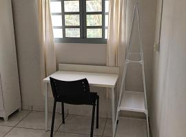 Dormitorio e WC privativo semanal, hotel in Valinhos