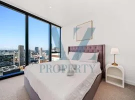 Perth's Modern 1BR Apartment with Pool & Gym - City Living