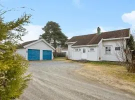 Cozy Room for Rent in Jessheim Ideal for 1 or 2 Persons with a Child