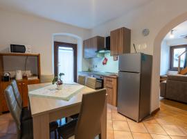 [Golf_House_Apartment], hotel a Bocenago
