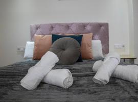 Office Habitación de lujo para 2 personas, hotel in Valencia