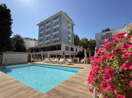 Hotel Riz, hotel a Cesenatico
