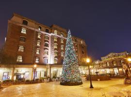 PortAventura Hotel Gold River - Includes unlimited access to PortAventura Park & 1 access to Ferrari Land, hotel in Salou