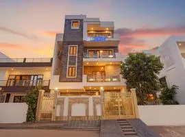 FabHotel Casa Residency