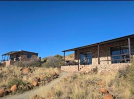 Izinga Game Karoo Guest Farm โรงแรมในPhilipstown