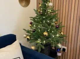 The Bakewell Retreat - Hot tub - Pets - Sleeps 9