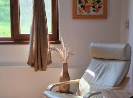 Agroturism Sesuri 151, hotel v destinaci Şesuri