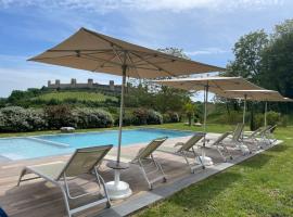 Borgo Campassini, Monteriggioni, отель в городе Монтериджони