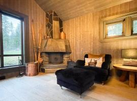 Mountain Escape Near Gulsrud With Historical Charm, Hotel in Eggedal