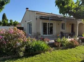 Maison Sybel Spacieuse 80 m2 Parking Jardin Clim Kara Services