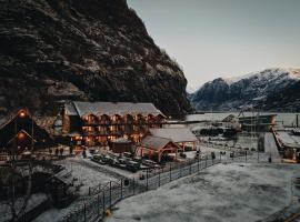 フロムスブリュッガ ホテル、フロムのホテル