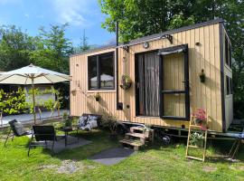 Tiny House neben Skipiste, tiny house &agrave; Gr&uuml;sch