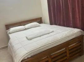 Aashritaa stay Tiruvannamalai