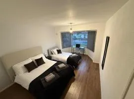 3BR House ideally located for HS2, Nec, BHX and Bham CC