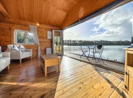 The Boathouse - Uk50892 โรงแรมในPentney