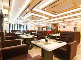 Super Townhouse OAK Sayhallo Sincity