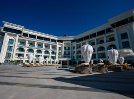 Chamada Girne Hotel Spa and Casino, hotel in Kérynia