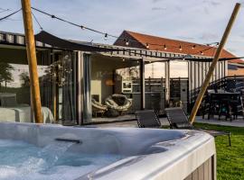 De Hoeveschuur, hotel en Riemst