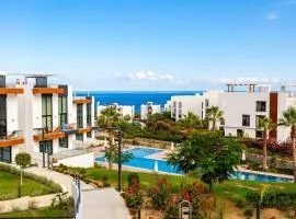 Azra Suite By HolidayKeys