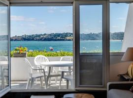 Vue d’Azur à Locquirec, hotell i Locquirec