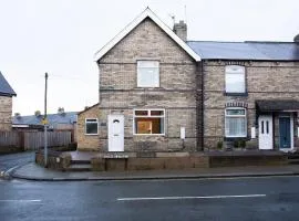 Cosy 3-Bed 15 Mins to Durham Ideal for Families