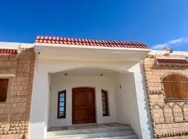 Magnifique villa alliant tradition et modernité en plein oliveraie