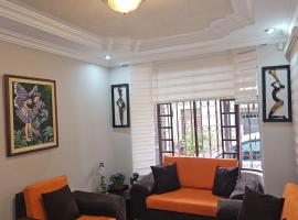 Casa grande cerca de todo, hotel em Cuenca