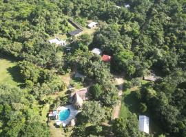 Calico Jack's Resort, resort a Sayab Camp