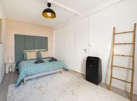 Le Rétro with private parking