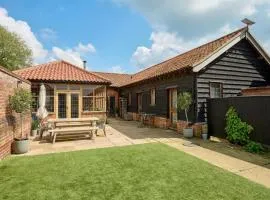 An elegant countryside hideaway with four indulgent ensuite bedrooms