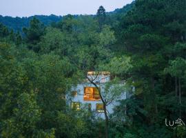 LUMA House, hotel a Sóc Sơn