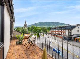 Elegant Penthouse - 1 Min To Train Station - Balcony, Hotel in Vossevangen