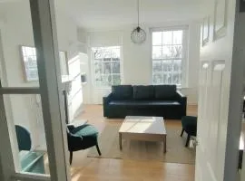 Modern and Spacious 2 bed Apt