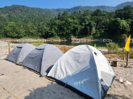 Songki Adventure Campsites umngot River, ξενοδοχείο σε Mawlynnong